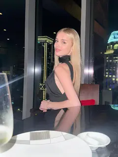 Bozena escort in Dubai