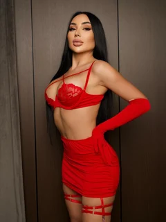Lily escort in Dubai