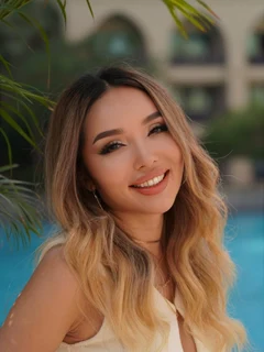 Melania escort in Dubai