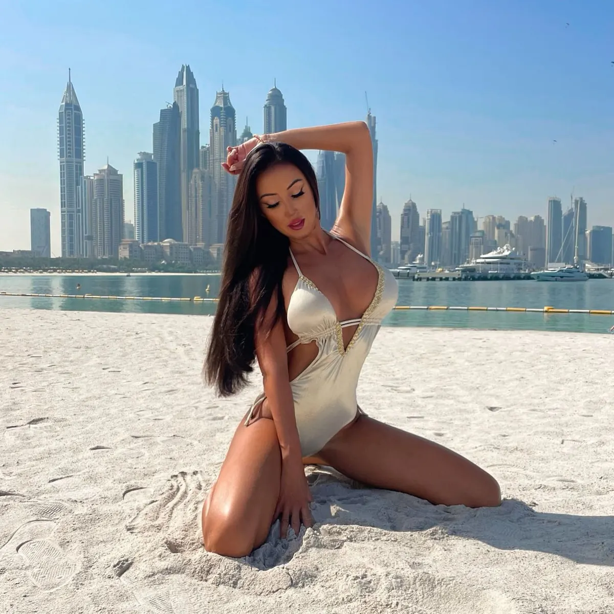 Nina escort in Dubai