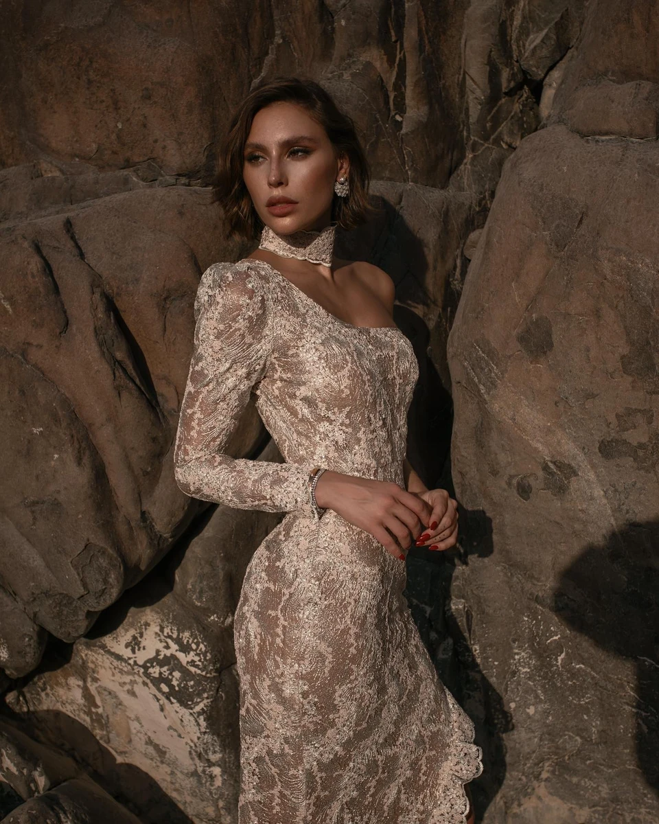 Regina escort in Dubai