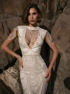 Regina escort in Dubai