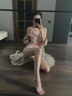 Sophia escort in Dubai