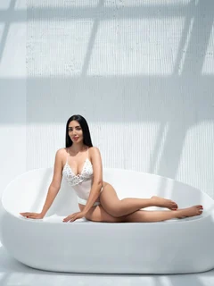 Yasna escort in Dubai